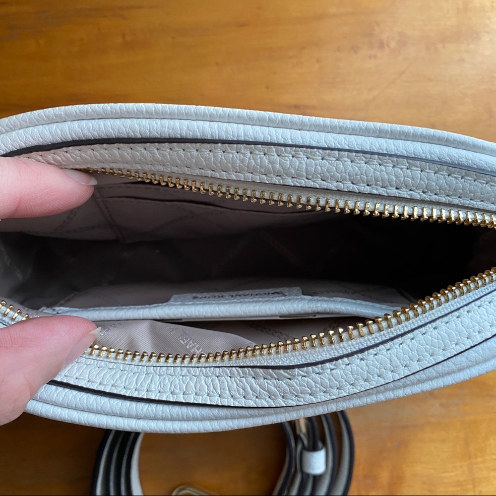 Michael Michael Kors convertible crossbody - Picture 3 of 13